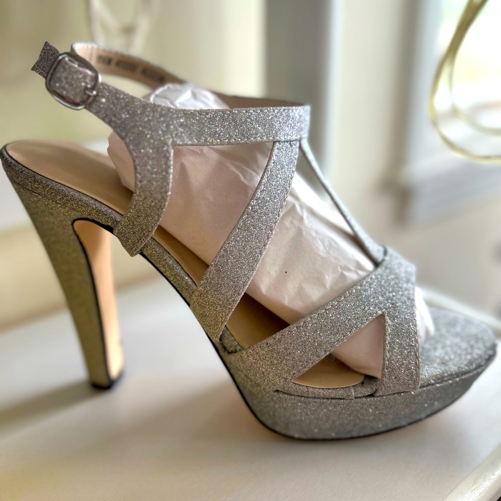 Benjamin walker heels
